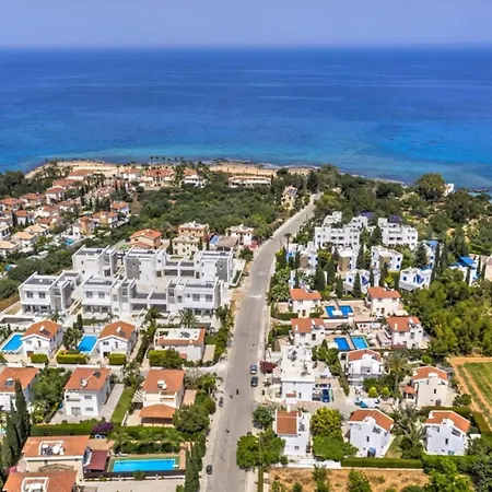 Villa Crystal Sea *