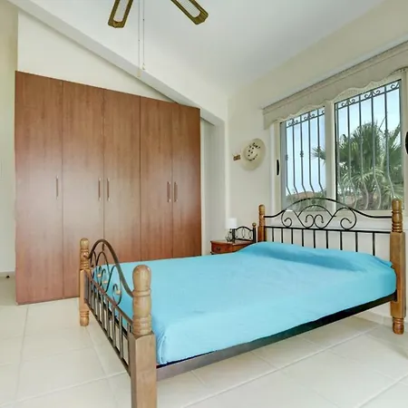 Villa Crystal Sea *