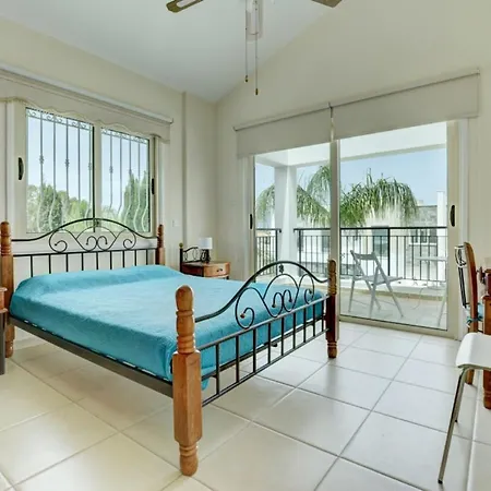 Villa Crystal Sea Protarász