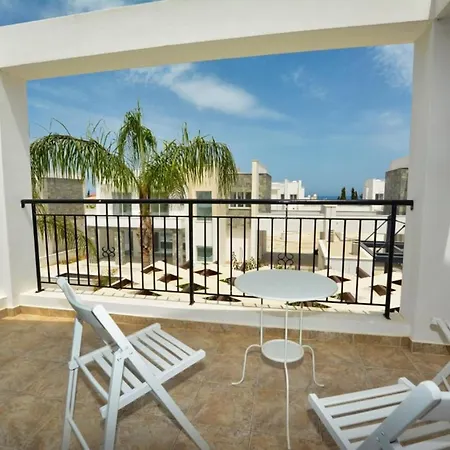 Villa Crystal Sea *
